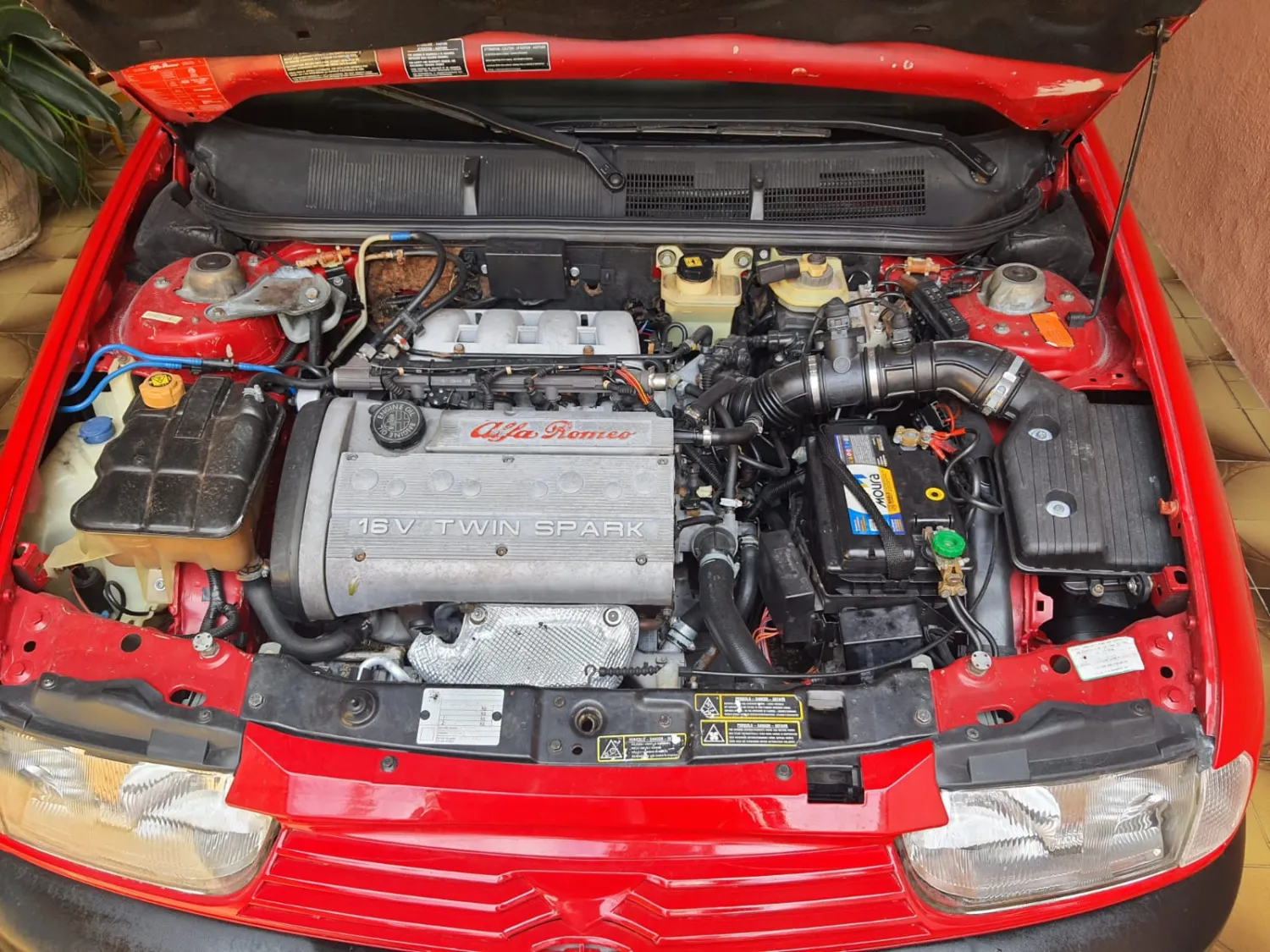 avv-alfa-romeo-145-2-0-qv-venda-akn9o13-imagem-018