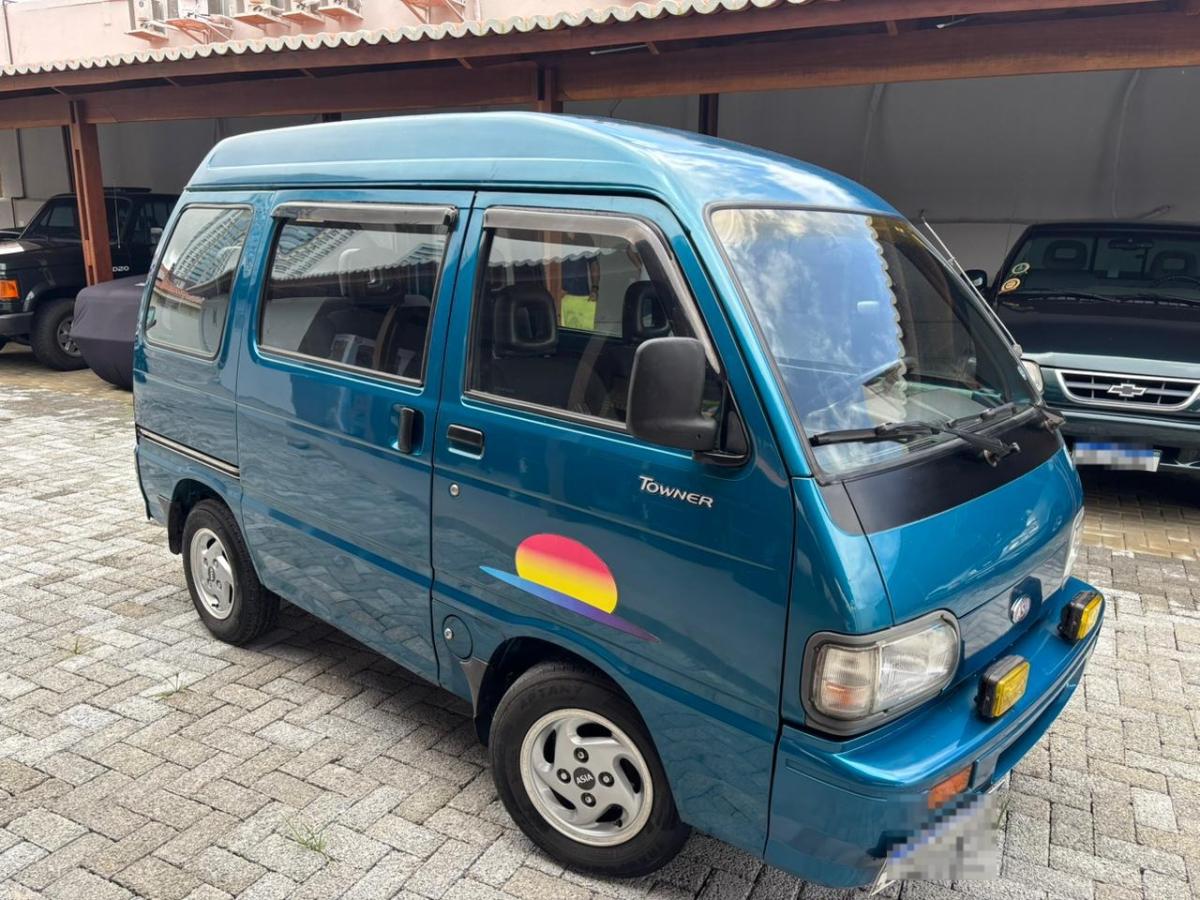 Towner - Foto #2 do anúncio à venda de Carro clássico