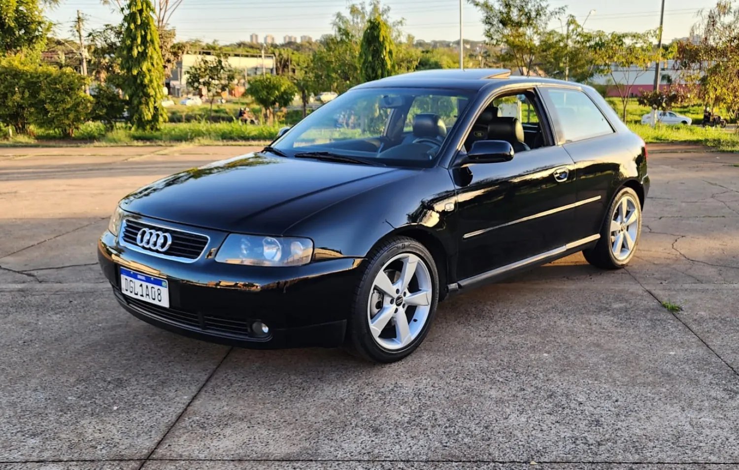 avv-audi-a3-venda-096dece-imagem-002