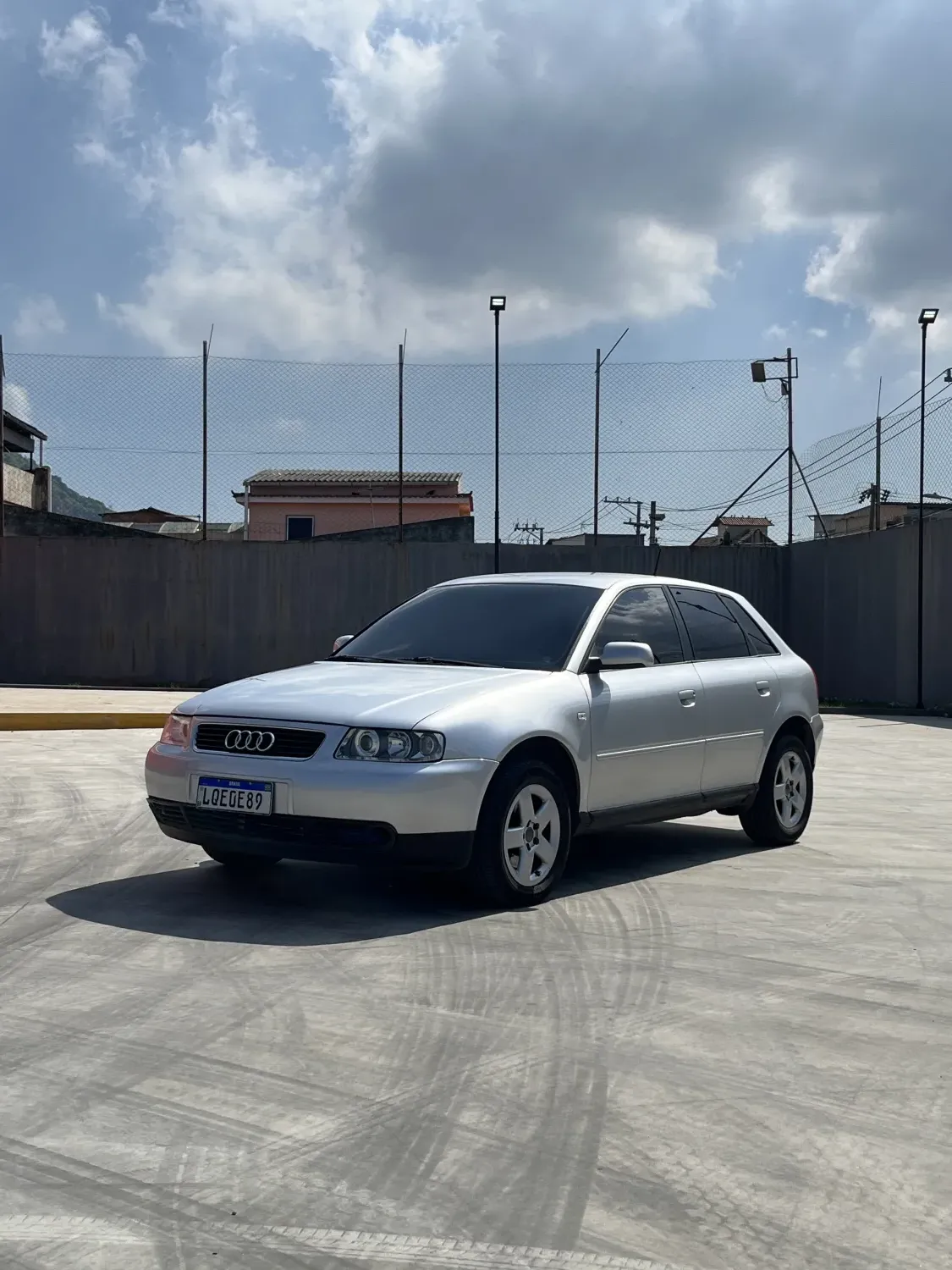 A3 - Foto #2 do anúncio à venda de Carro clássico