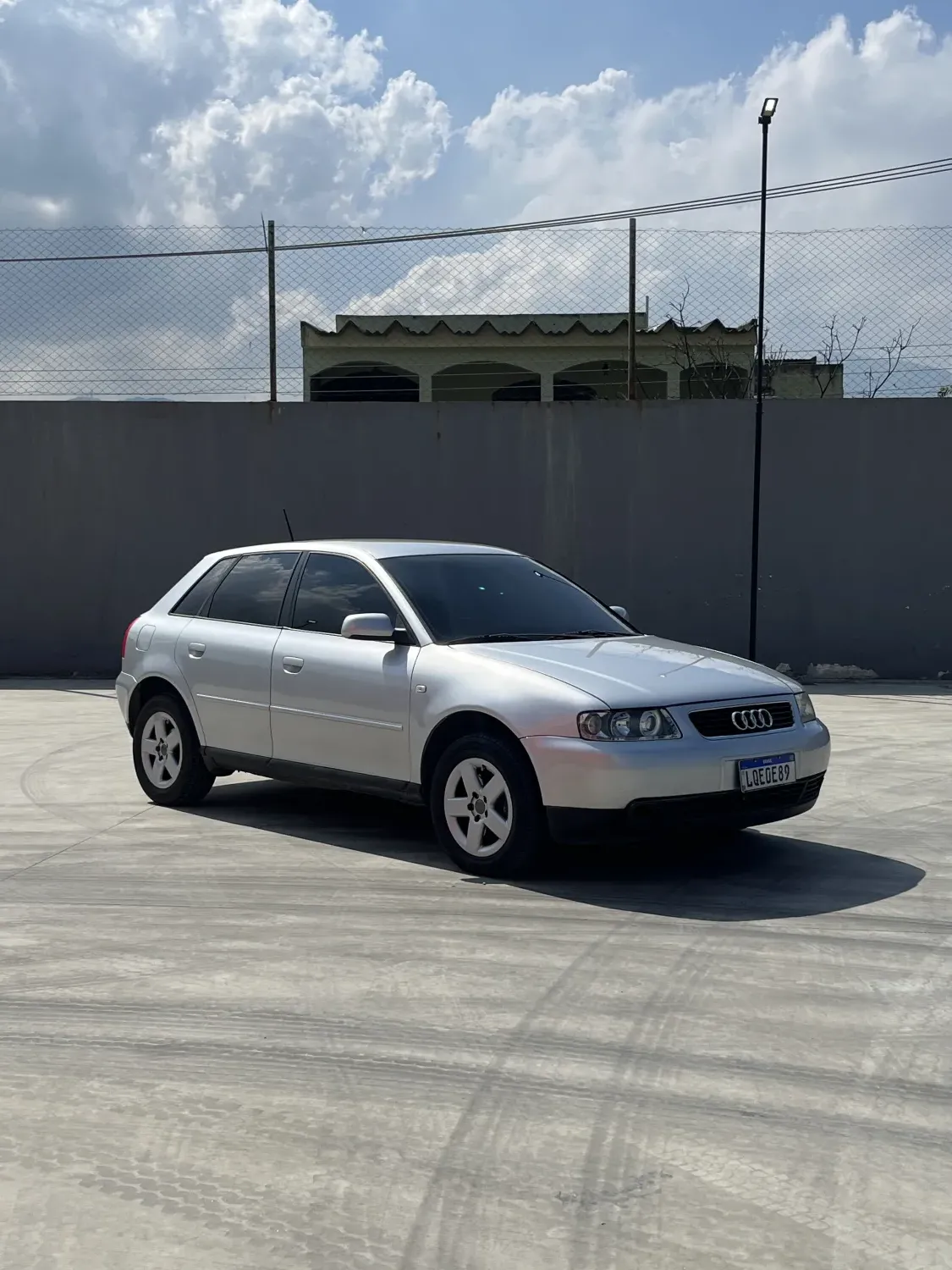 A3 - Foto #3 do anúncio à venda de Carro clássico
