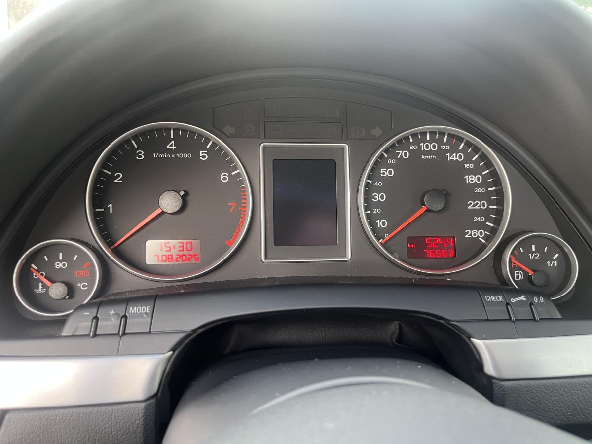 A4 - Foto #7 do anúncio à venda de Carro clássico