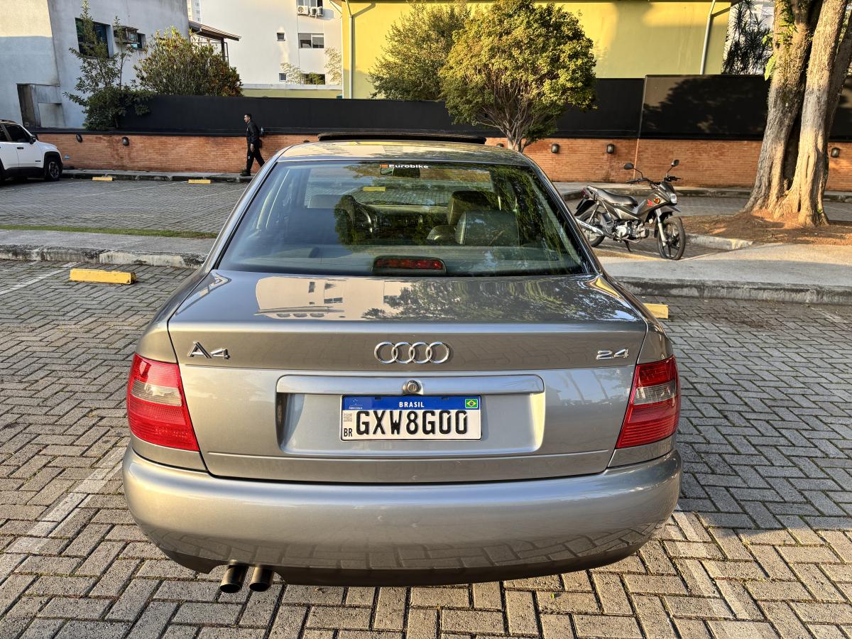A4 - Foto #10 do anúncio à venda de Carro clássico
