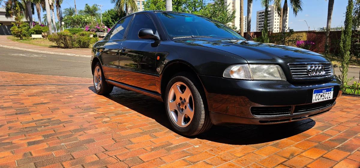 A4 - Foto #2 do anúncio à venda de Carro clássico