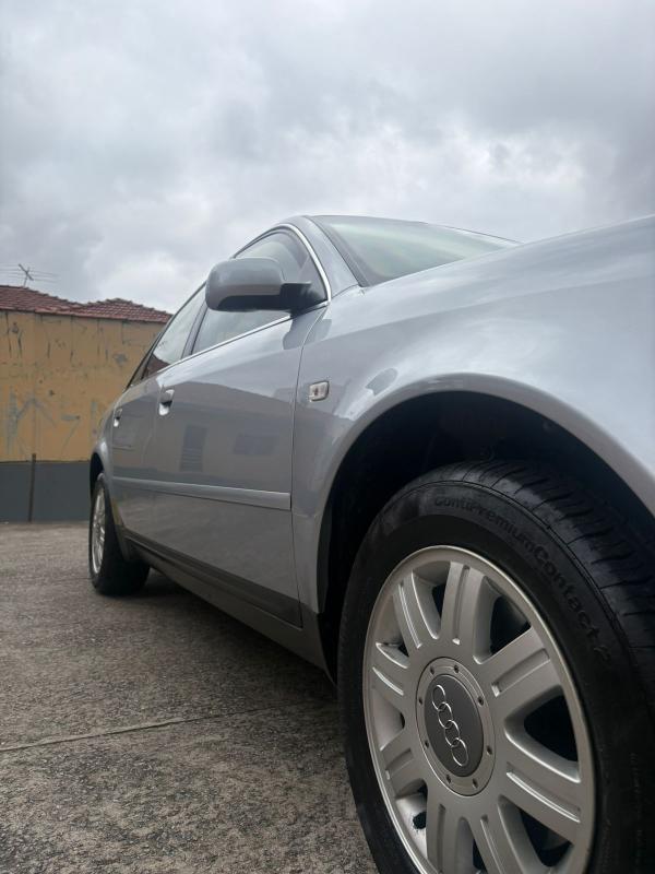 A6 - Foto #2 do anúncio à venda de Carro clássico