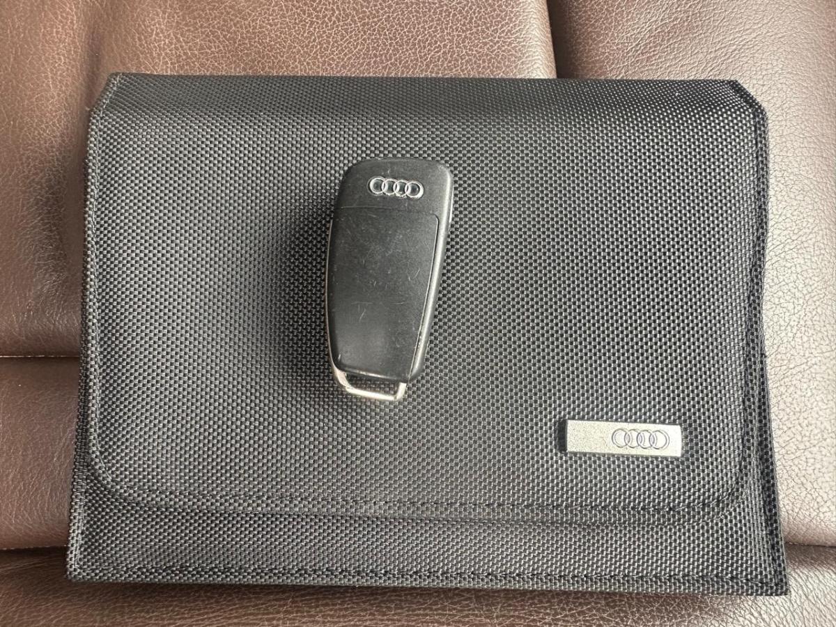 Q3 - Foto #17 do anúncio à venda de Carro clássico