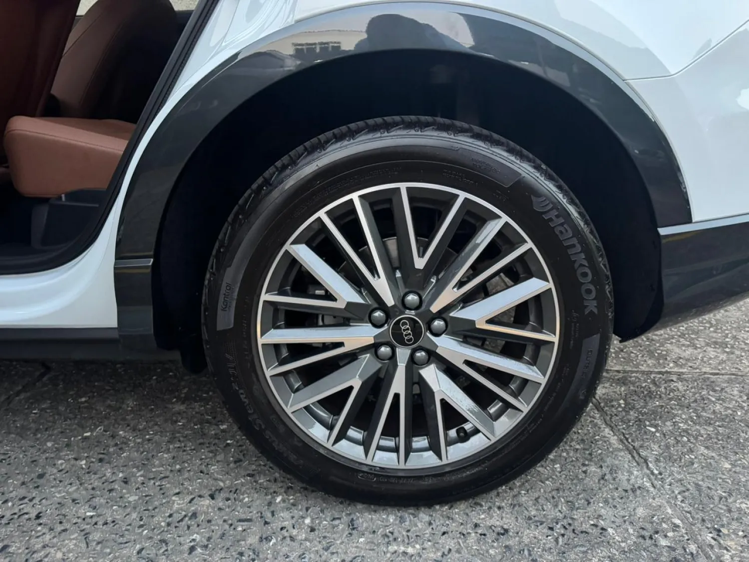 Q3 - Foto #24 do anúncio à venda de Carro clássico