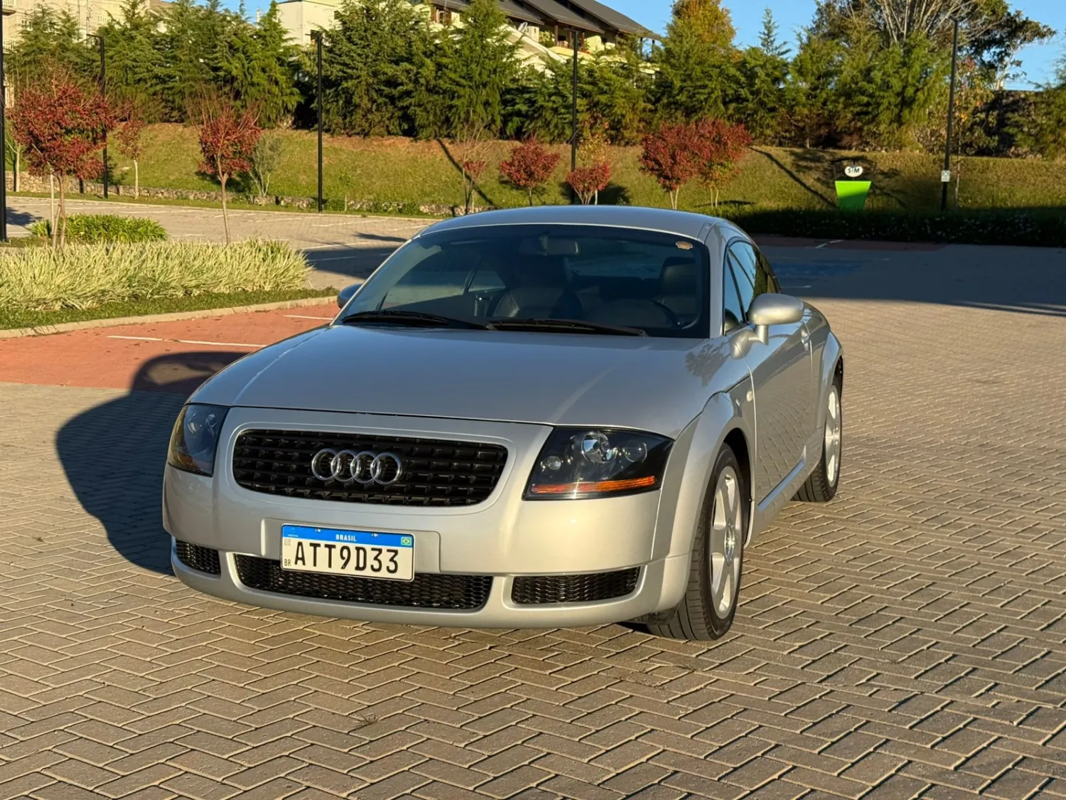 avv-audi-tt-1-8t-venda-818o01h-imagem-002