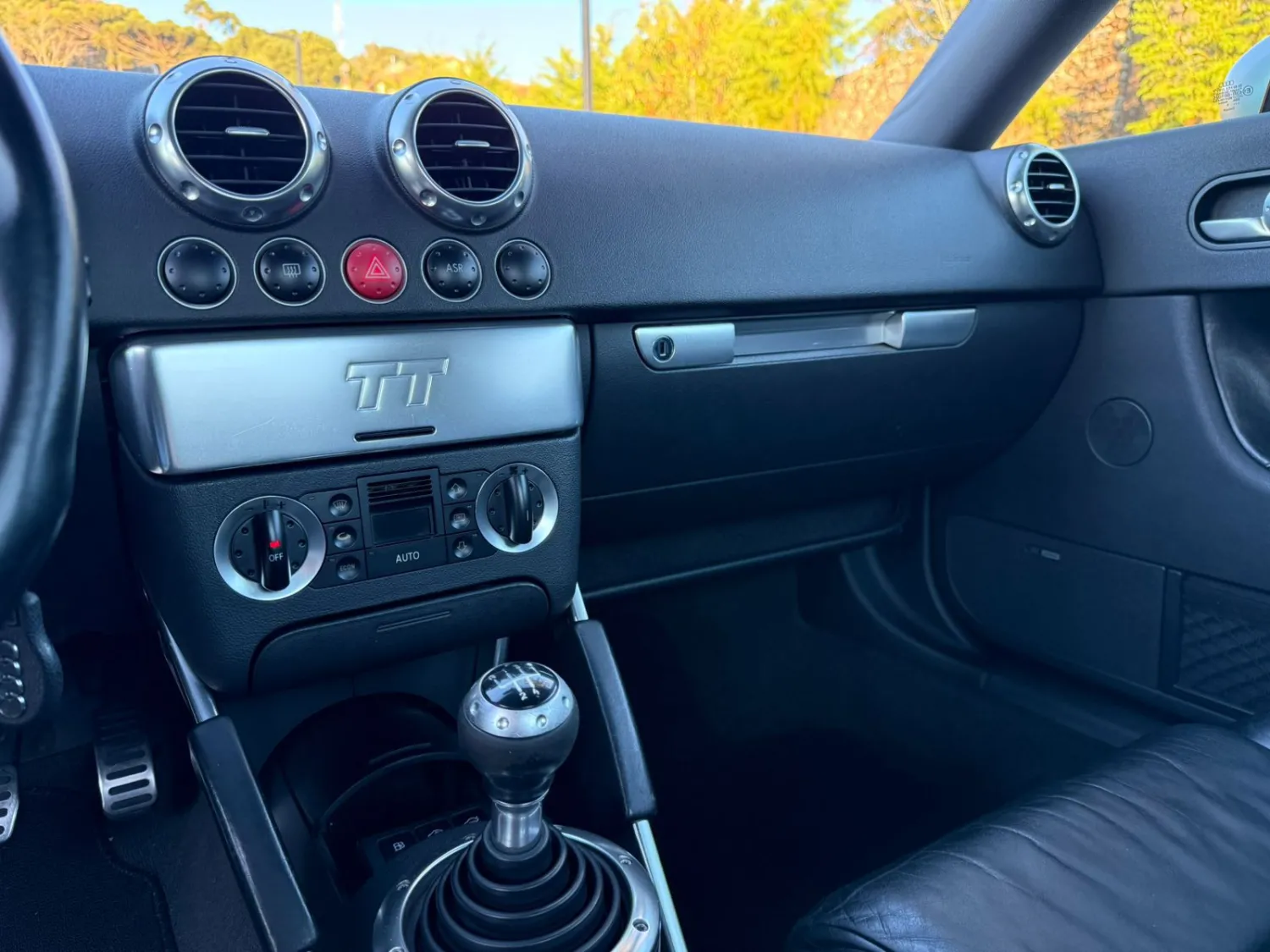 avv-audi-tt-1-8t-venda-818o01h-imagem-014