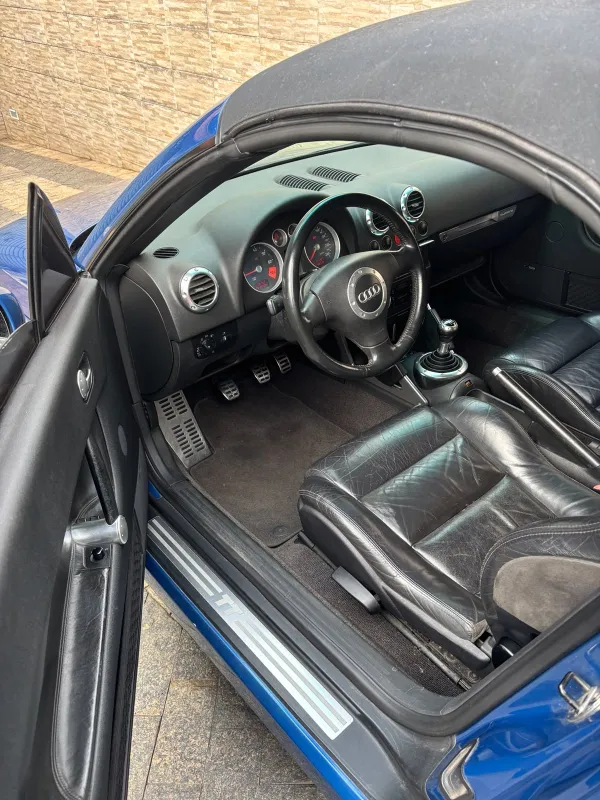 TT - Foto #12 do anúncio à venda de Carro clássico