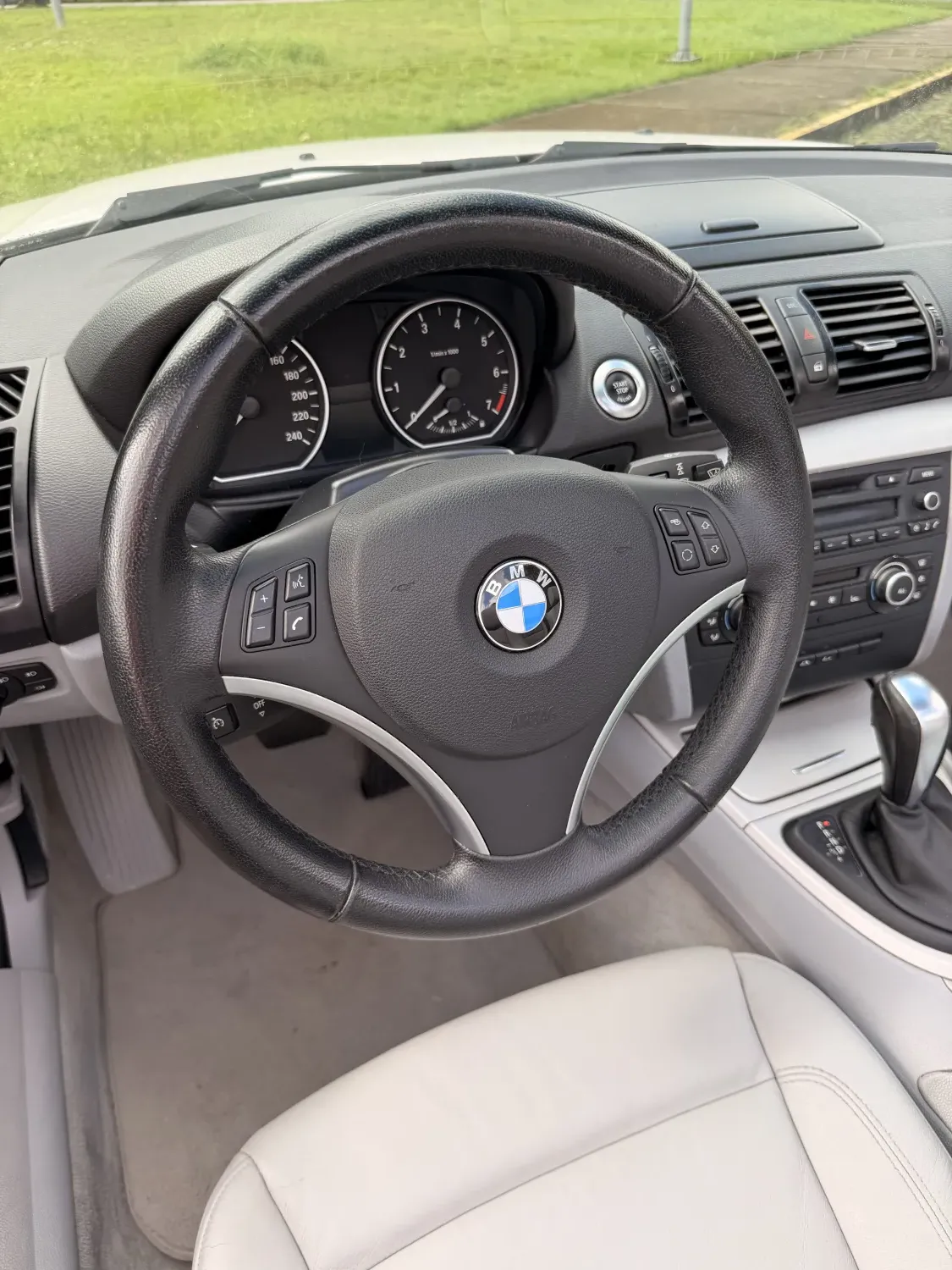 120i - Foto #14 do anúncio à venda de Carro clássico