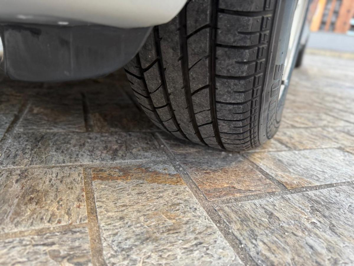 320i - Foto #5 do anúncio à venda de Carro clássico