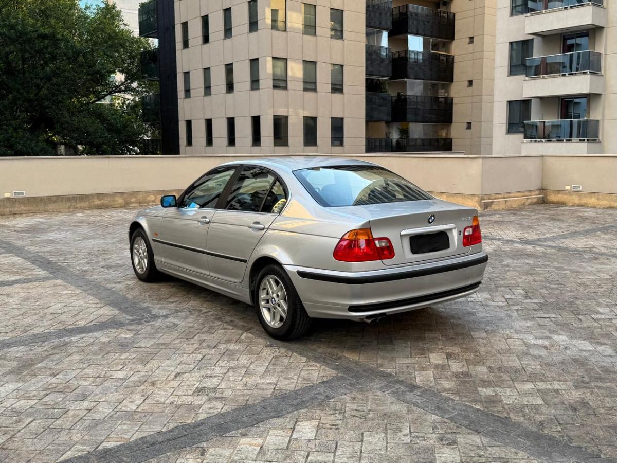 320i - Foto #13 do anúncio à venda de Carro clássico