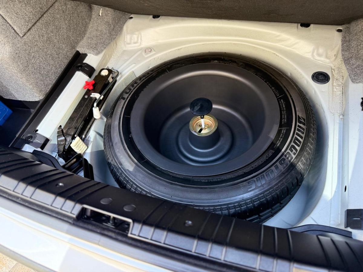 320i - Foto #23 do anúncio à venda de Carro clássico