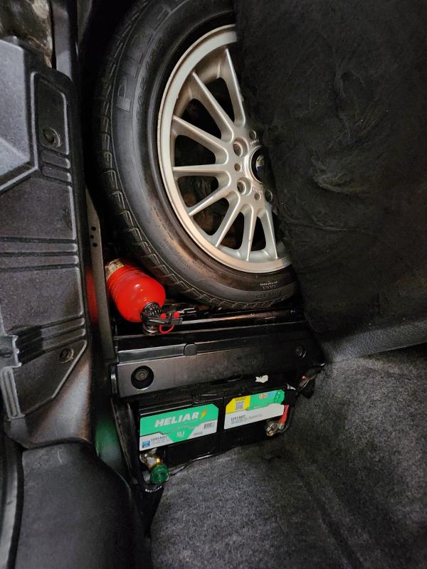 323i - Foto #31 do anúncio à venda de Carro clássico