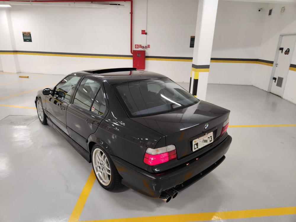 323i - Foto #32 do anúncio à venda de Carro clássico
