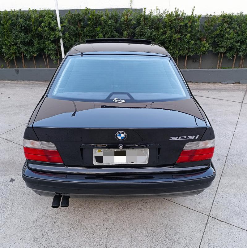 323i - Foto #10 do anúncio à venda de Carro clássico