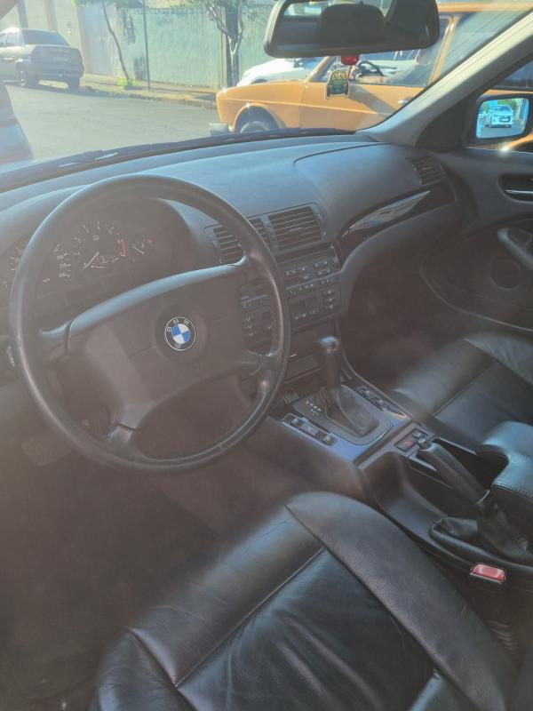 323i - Foto #3 do anúncio à venda de Carro clássico