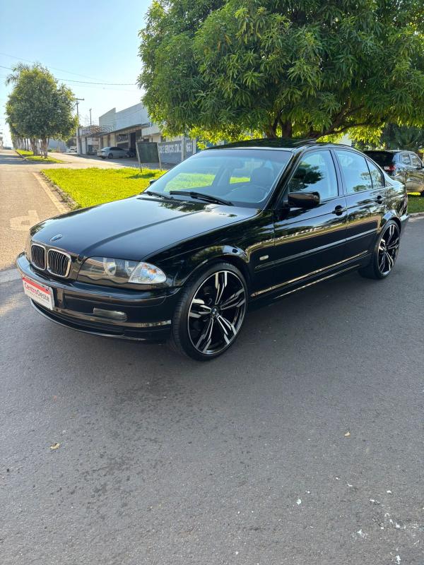 325i - Foto #10 do anúncio à venda de Carro clássico
