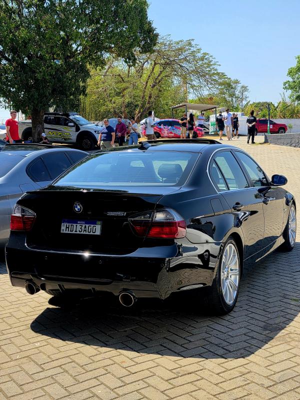325i - Foto #14 do anúncio à venda de Carro clássico