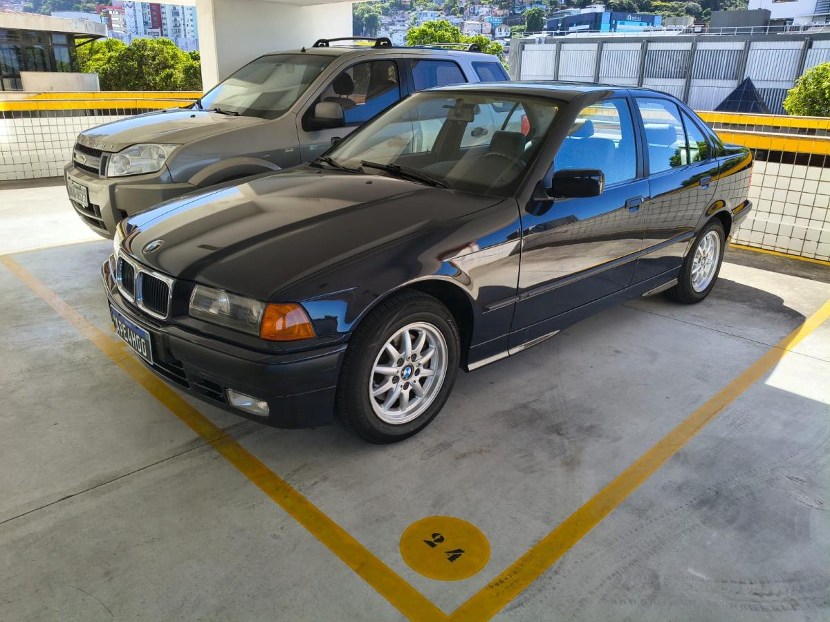 325i - Foto #4 do anúncio à venda de Carro clássico