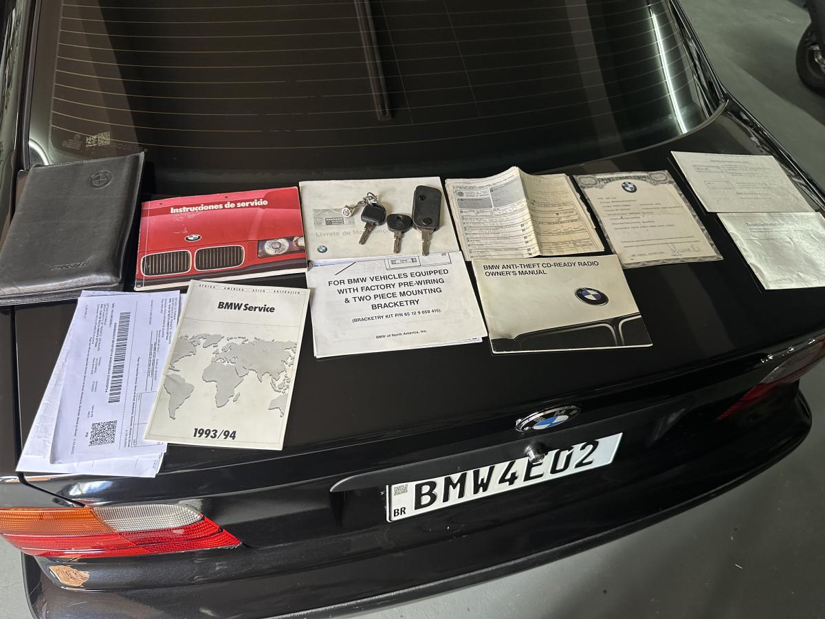 325i - Foto #11 do anúncio à venda de Carro clássico