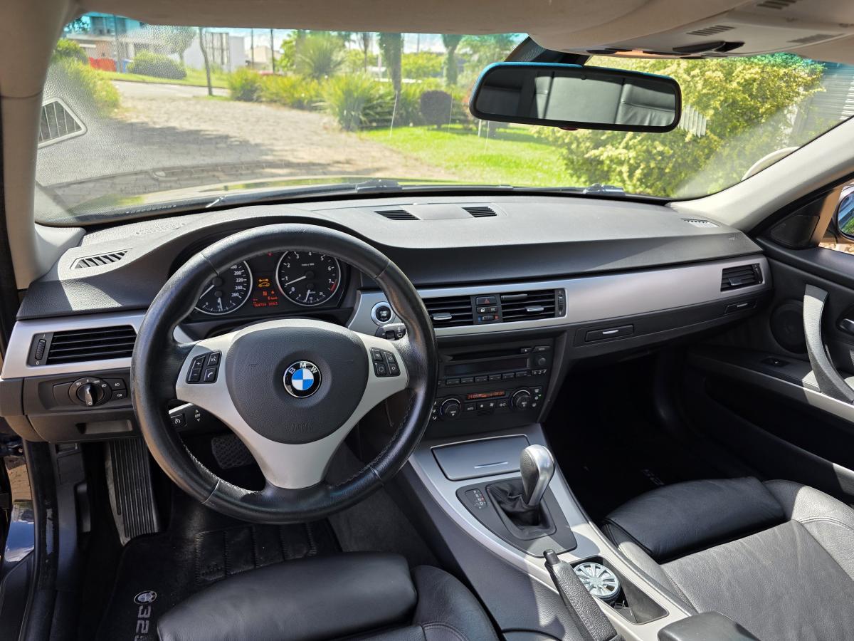 325i - Foto #2 do anúncio à venda de Carro clássico