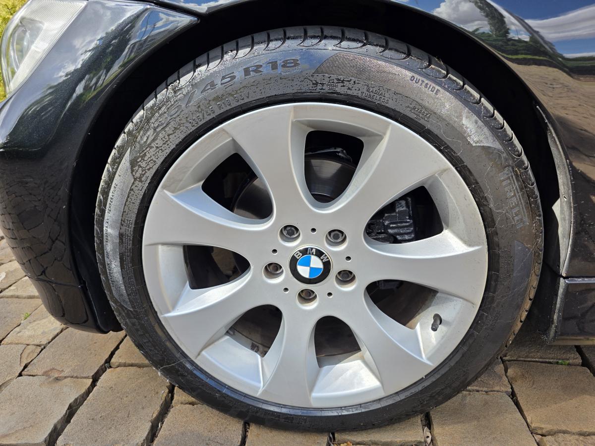 325i - Foto #8 do anúncio à venda de Carro clássico
