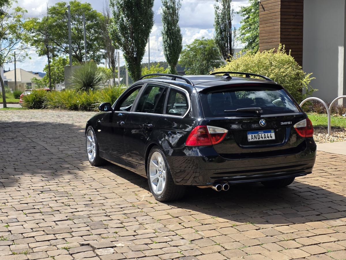 325i - Foto #11 do anúncio à venda de Carro clássico