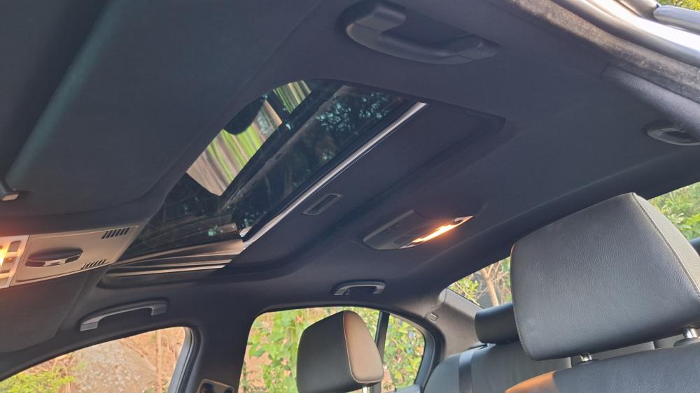 325iA - Foto #2 do anúncio à venda de Carro clássico