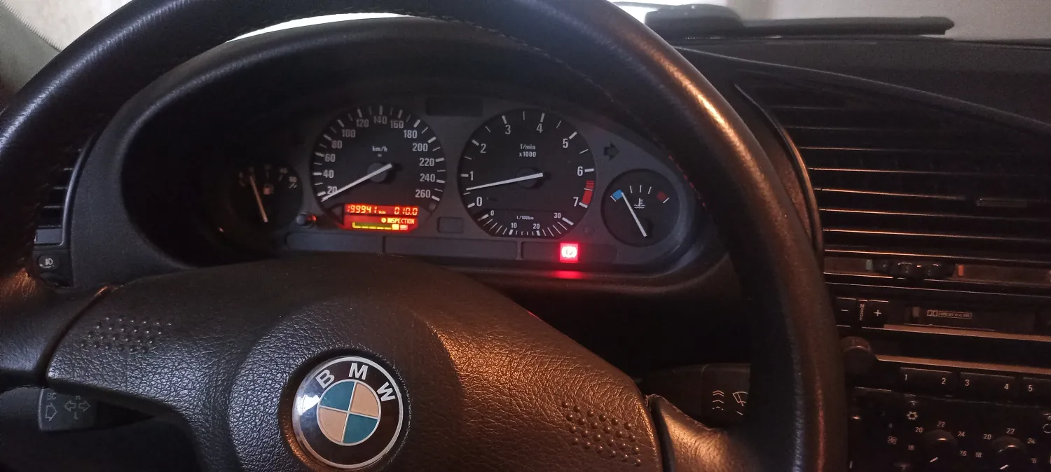 avv-bmw-325ia-325ia-e36-venda-ncw4v9v-imagem-019