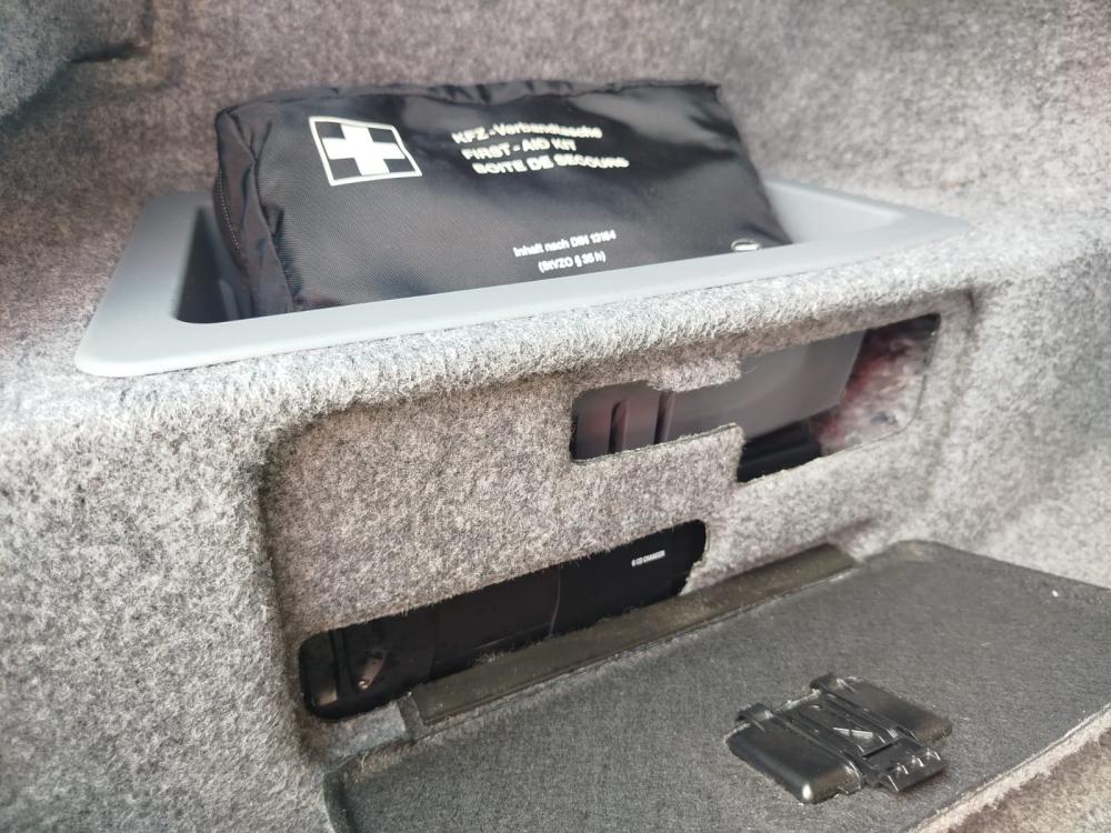 325iA - Foto #13 do anúncio à venda de Carro clássico