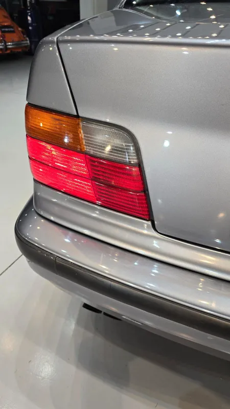 325iA - Foto #8 do anúncio à venda de Carro clássico