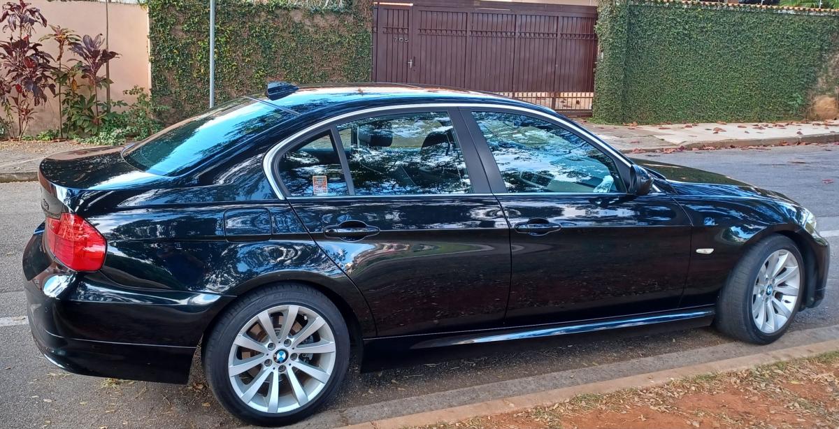 325i - Foto #13 do anúncio à venda de Carro clássico