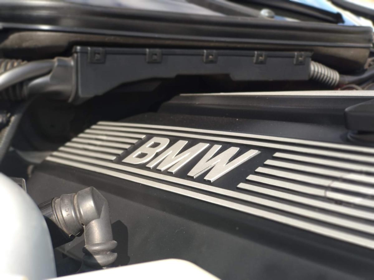 328i - Foto #8 do anúncio à venda de Carro clássico