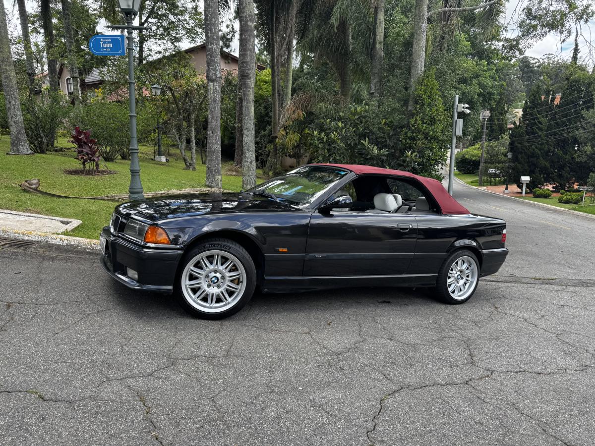 328i - Foto #10 do anúncio à venda de Carro clássico