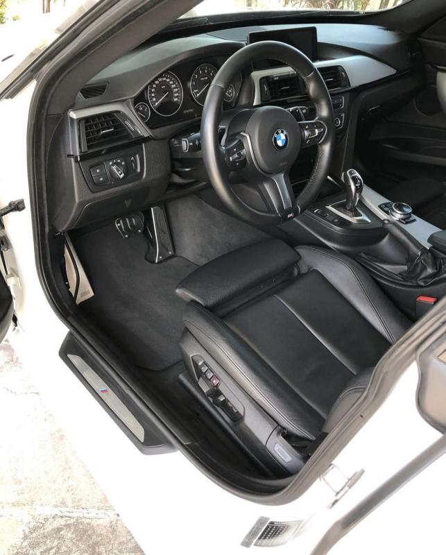 328i - Foto #4 do anúncio à venda de Carro clássico