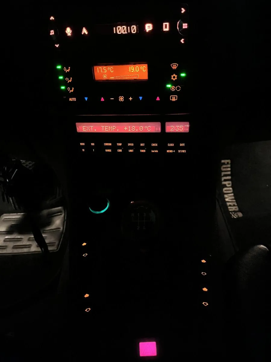 328i - Foto #6 do anúncio à venda de Carro clássico