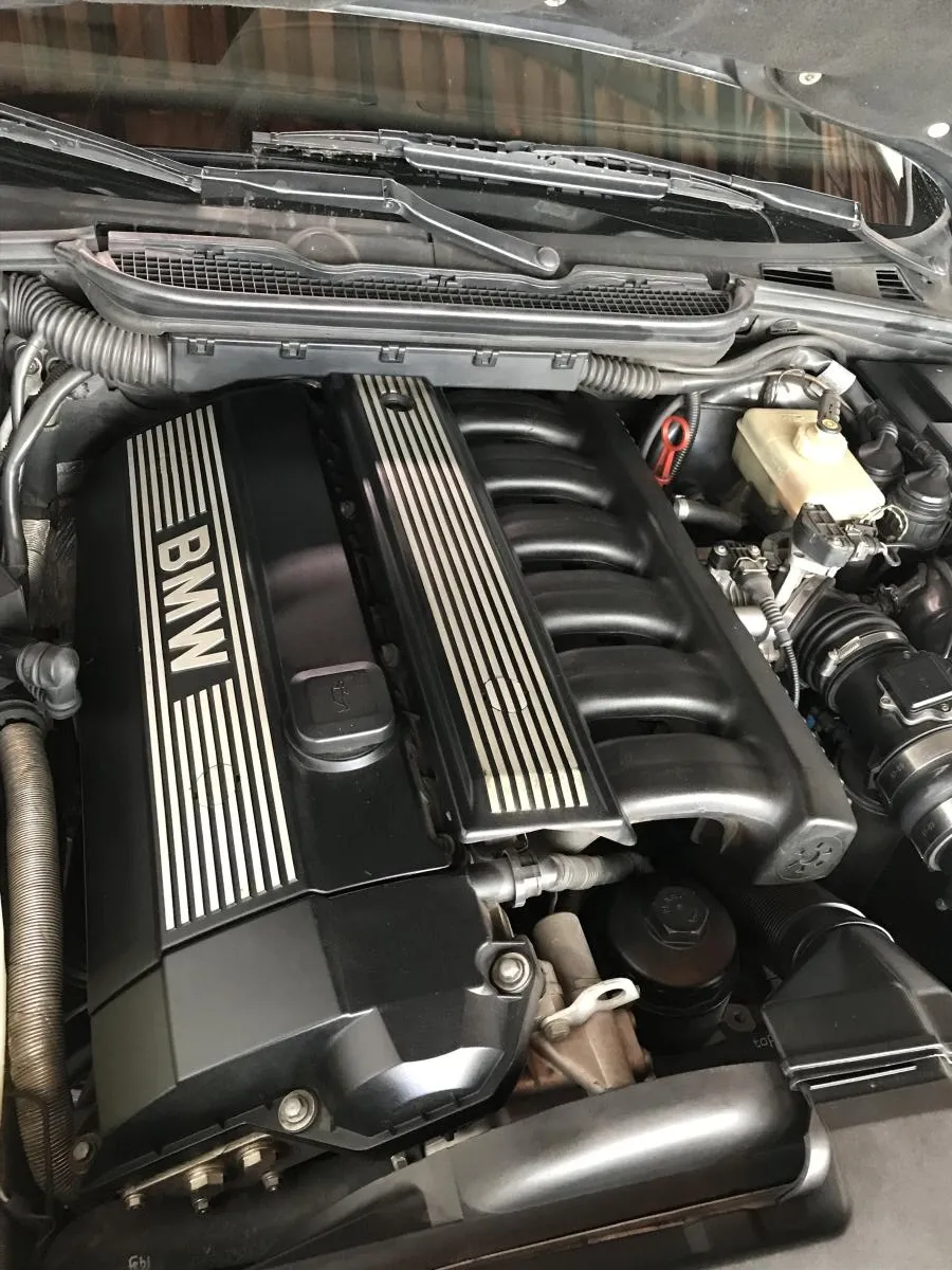 328i - Foto #7 do anúncio à venda de Carro clássico
