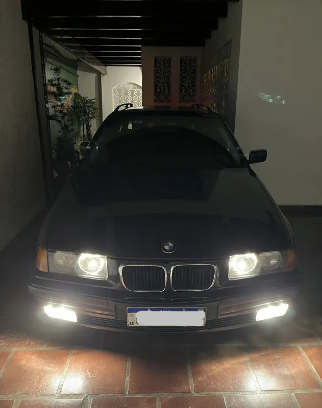 328i - Foto #26 do anúncio à venda de Carro clássico
