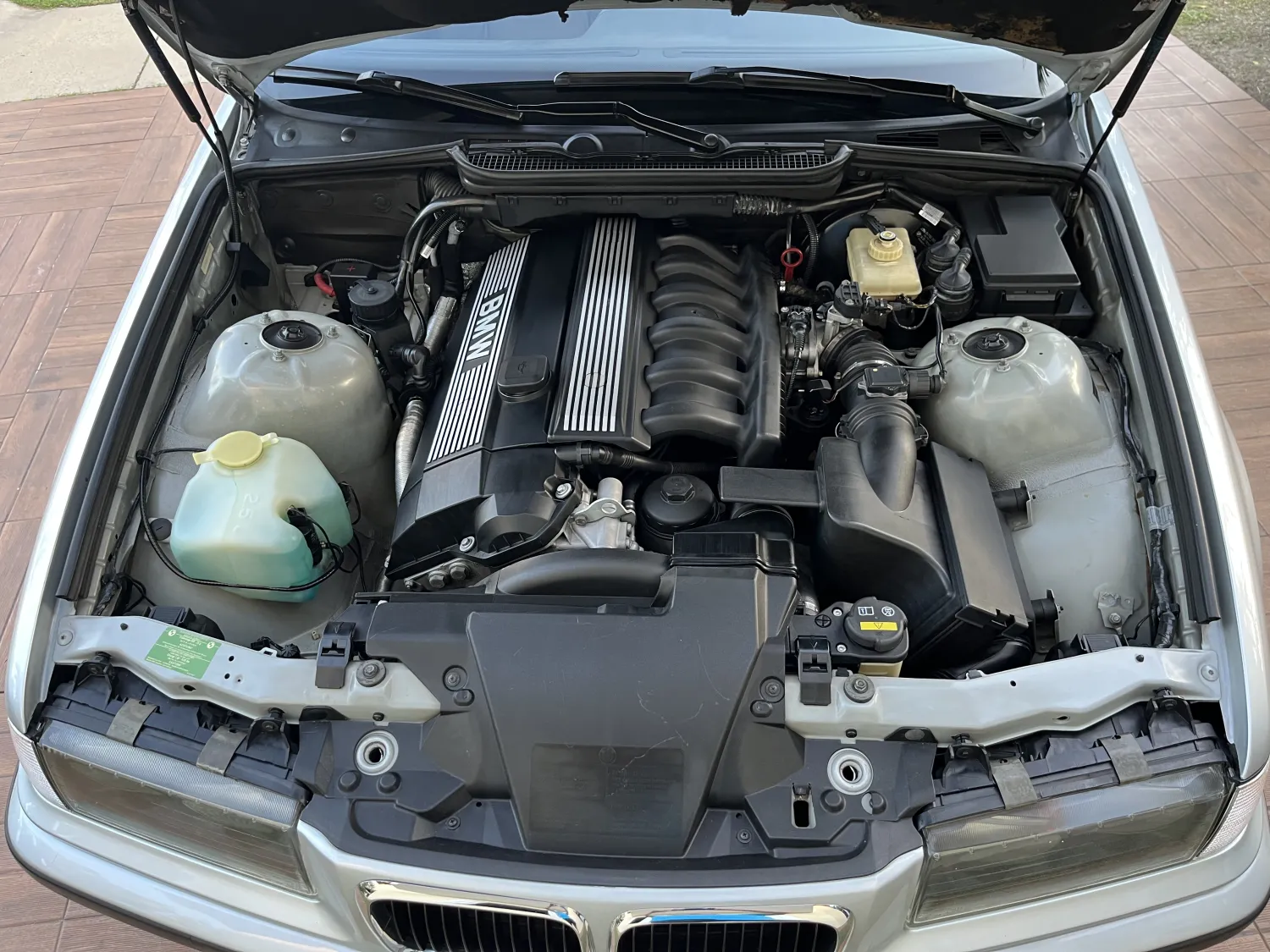 328i - Foto #7 do anúncio à venda de Carro clássico