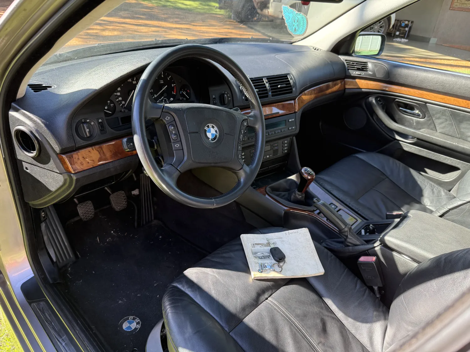 528i - Foto #2 do anúncio à venda de Carro clássico