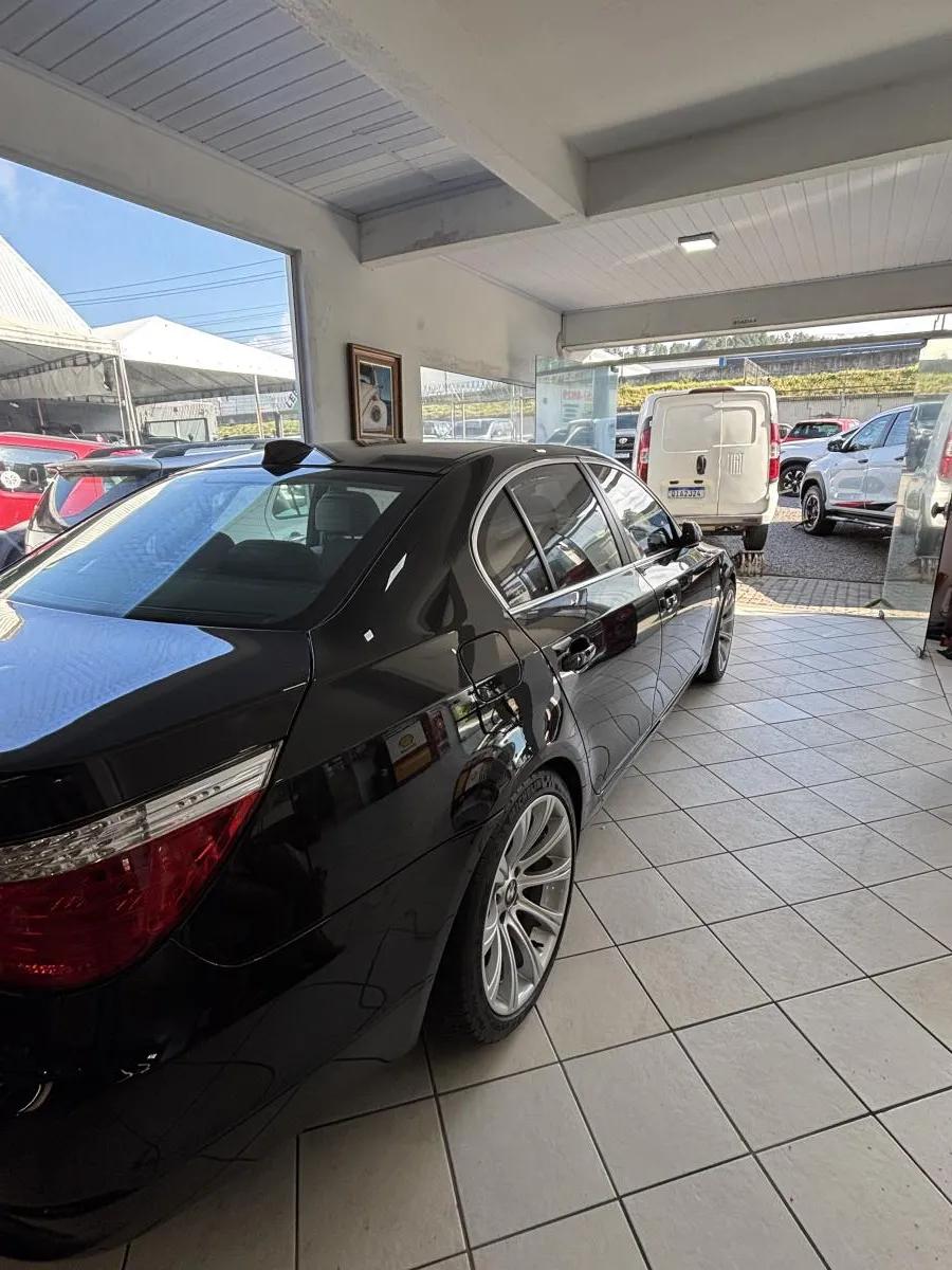 550i - Foto #10 do anúncio à venda de Carro clássico