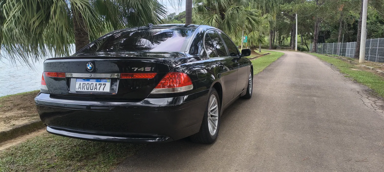 avv-bmw-745i-venda-61b8753-imagem-008