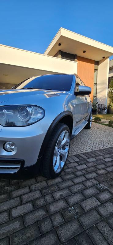 X5 - Foto #2 do anúncio à venda de Carro clássico