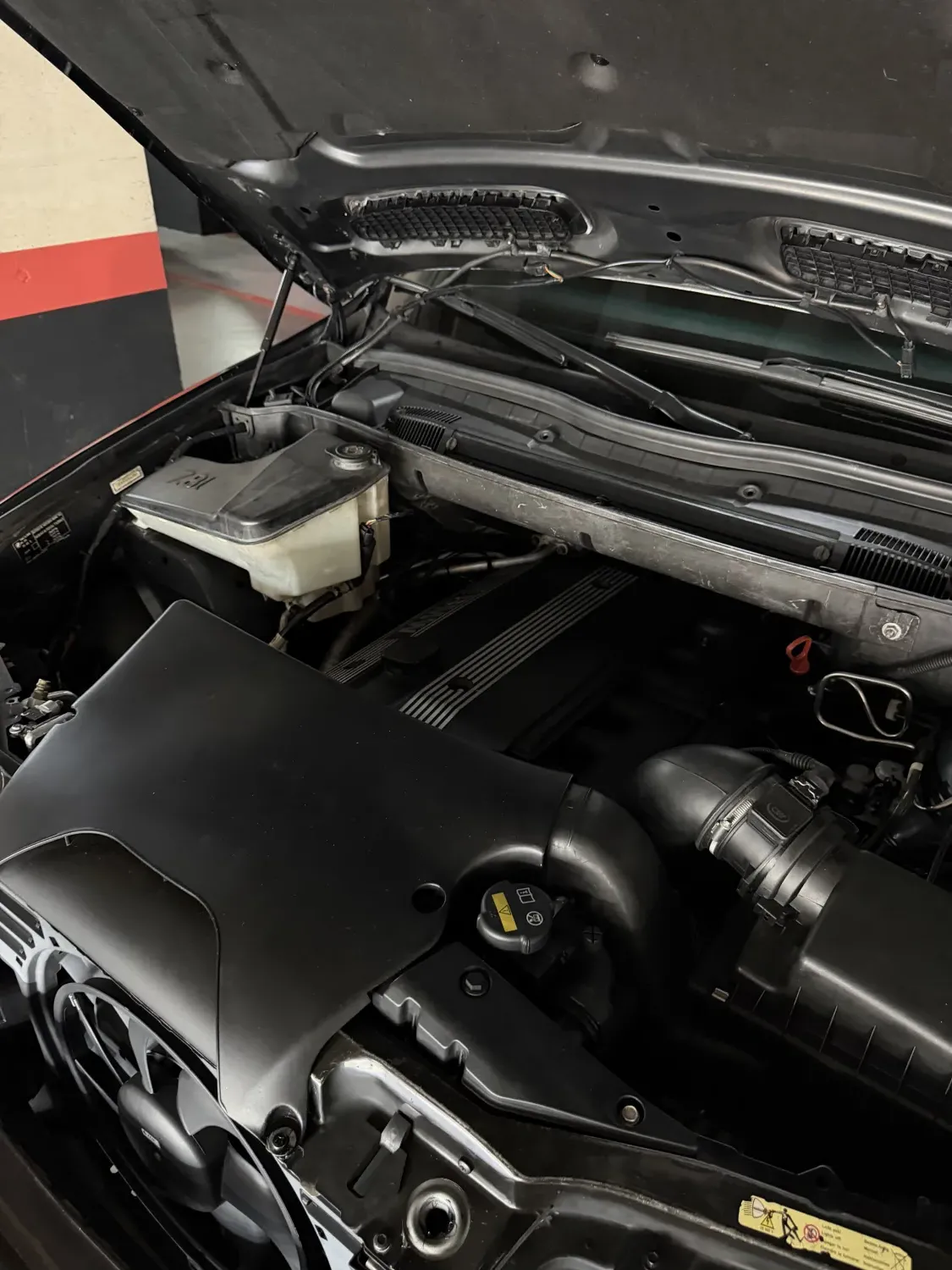 avv-bmw-x5-venda-48fbf41-imagem-012