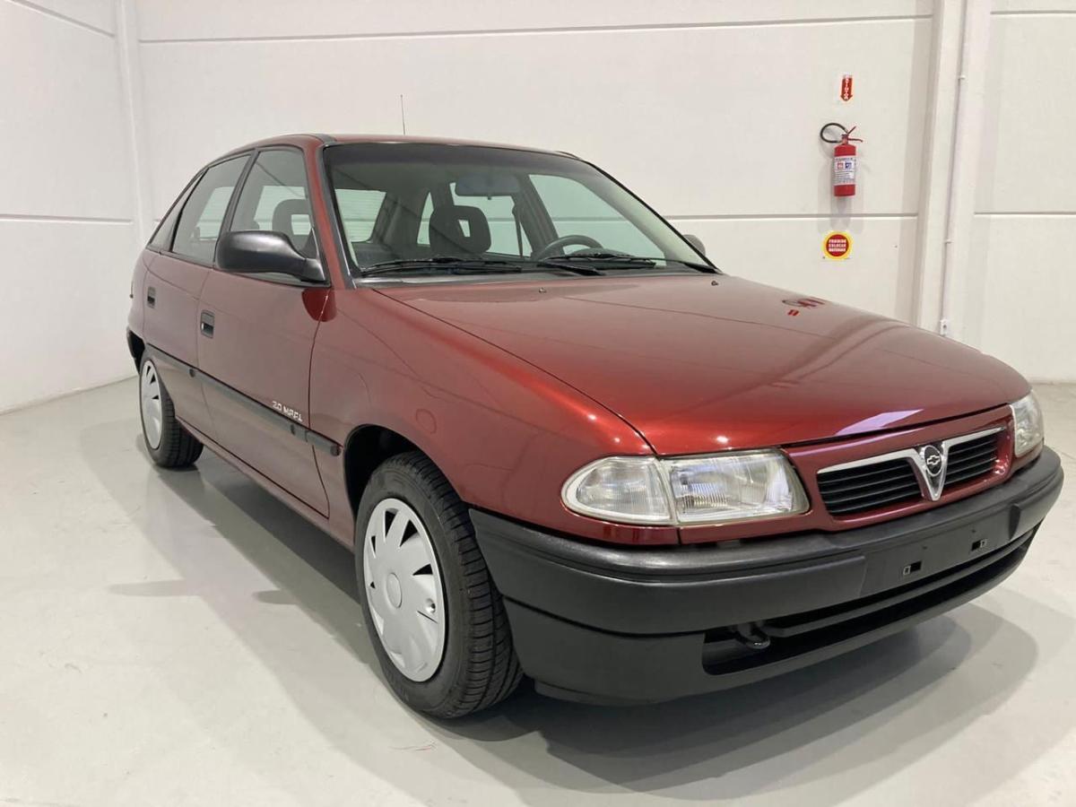 Astra - Foto #3 do anúncio à venda de Carro clássico