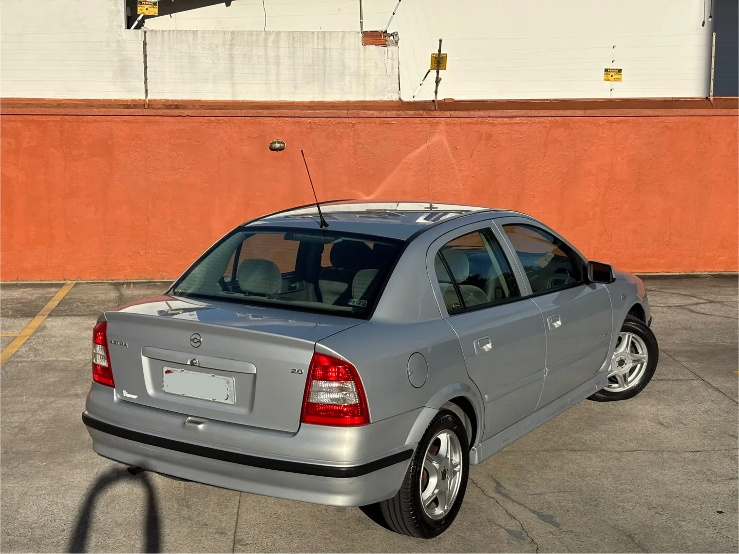 Astra - Foto #3 do anúncio à venda de Carro clássico