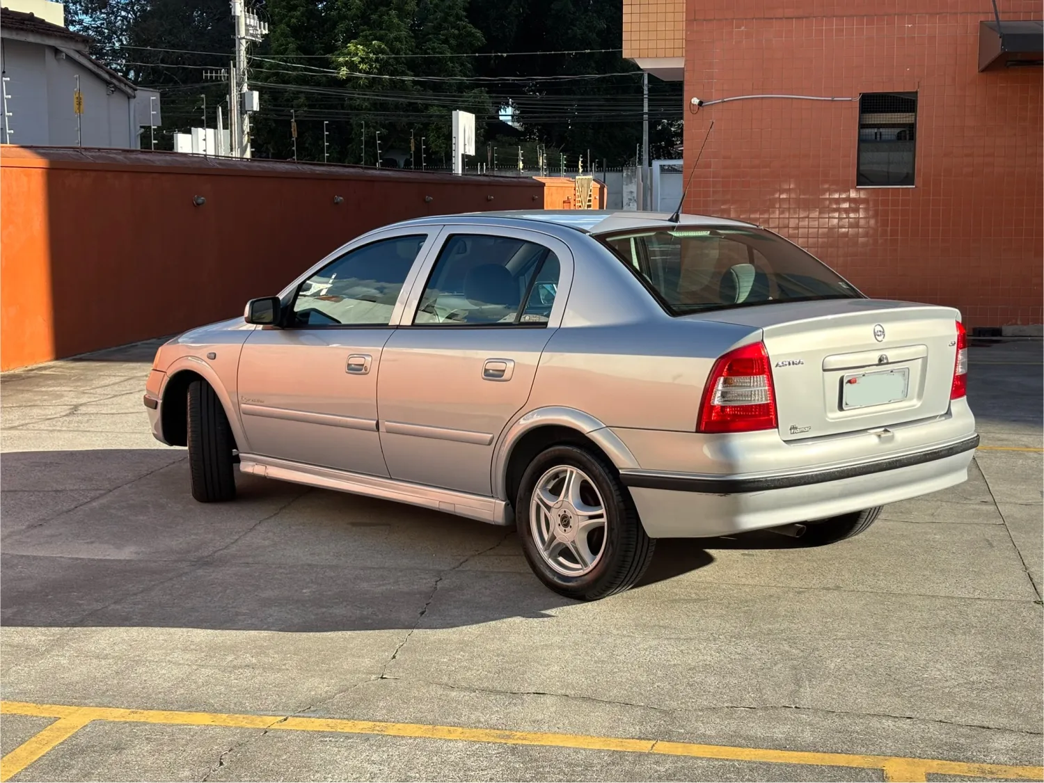 Astra - Foto #5 do anúncio à venda de Carro clássico