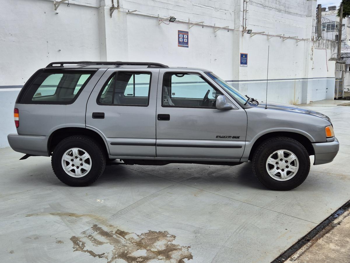 Blazer - Foto #16 do anúncio à venda de Carro clássico
